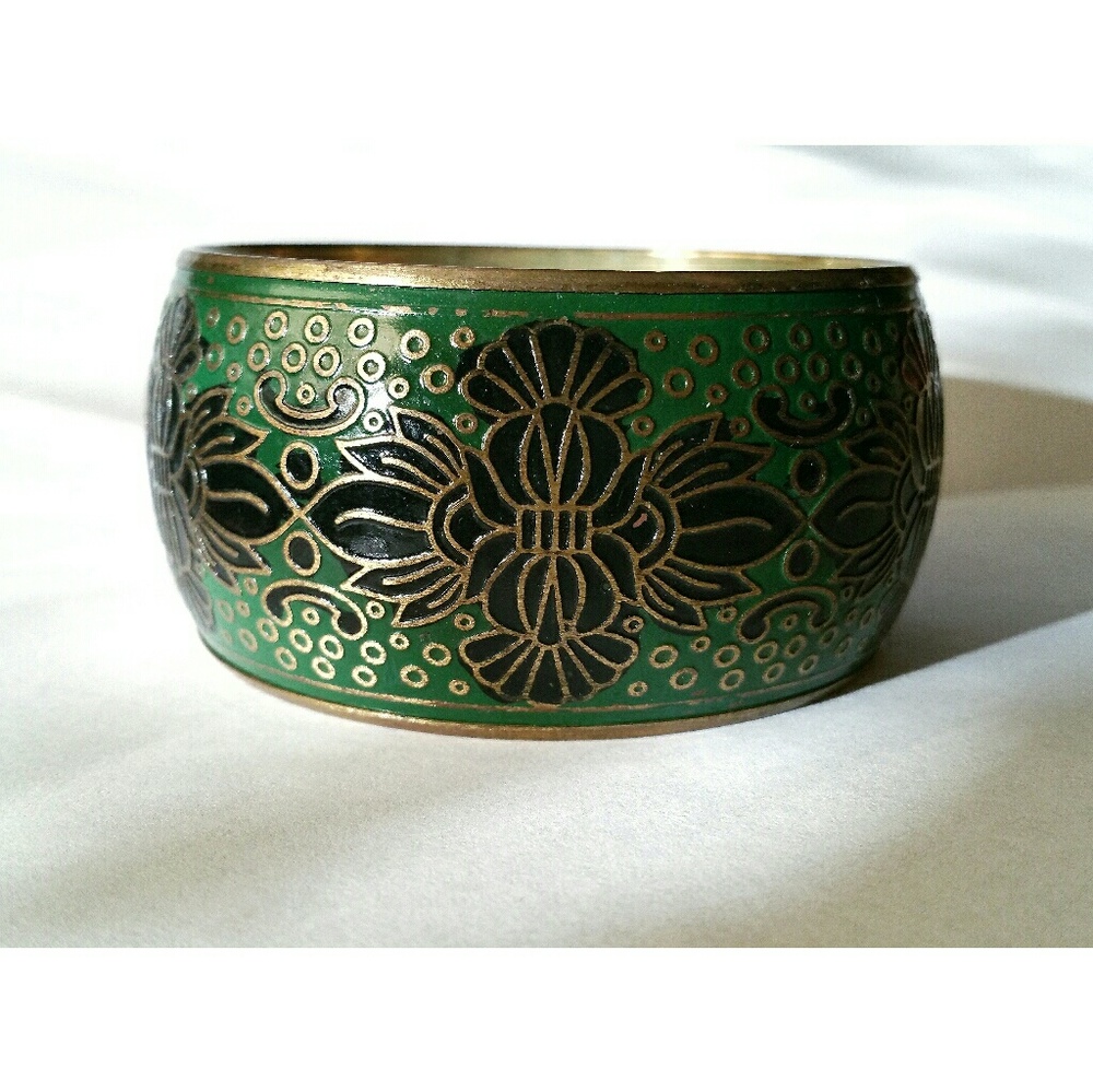 Vintage Art Deco floral enameled bangle bracelet